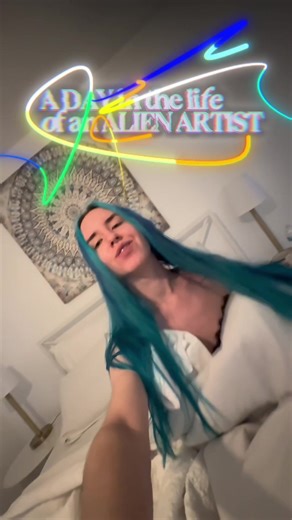 Being an alien artist means transforming and creating endlessly ♾️🛸🐈‍⬛🪽 #alien #mermaid #tattooartistlife