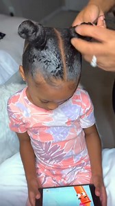 166K views · 10K reactions | Benefits of the Bask and Lather Strong Hold Edge Control Formula: ✅ Edge control that doesn’t flake or turn white ✅ Edge control that doesn't move ✅ Edge control that grows hair | Bask & Lather Co | Facebook