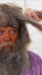 21K views · 64 reactions | Une personne sans domicile fixe subit une transformation remarquable. | Fabiosa Animation | Facebook