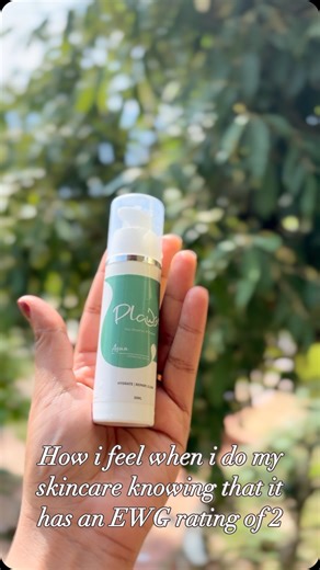 A_Y_U_S_H_I on Instagram: "What’s EWG Skin Deep? 💚 It’s a safety rating system by the Environmental Working Group that scores skincare ingredients from 1 (low hazard) to 10 (high hazard). @a_plawse sticks to the 1–2 zone — meaning safer, cleaner, and non-toxic formulas you can trust ✨ #EWGVerified #CleanBeauty #IngredientSafety #PlawseSkin"