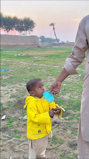 Ghareeb Bache ki madad #muslimmotivation #trending #islamicshorts #fyp #watchnow #viral #shorts