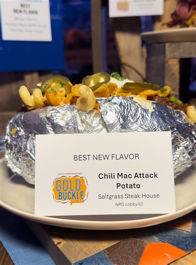 3K views · 90 reactions | We're so excited to announce that we have won a Gold Buckle Foodie Award for "Best New Flavor" for our Chili Mac Attack Potato and second place for "Classic Fair Food" for our Brisket Baked Potato. Thank you @rodeohouston and all the judges for having us! Be sure to check out these two items plus all your Saltgrass favorites at our booth inside the NGR center. | Saltgrass Steak House | Facebook