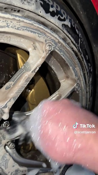 Cleaning My BMW F80 M3 for Ultimate Shine