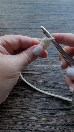 6.6K views · 39 reactions | ✨ Learn how to crochet foundation single crochet stitches in this quick tutorial! This stitch is perfect for projects where you want a stretchy and flexible foundation edge.  Watch the reel to see the technique step by step. #crochet #foundationstitch #foundationcrochet #foundationsc #crochettutorial #learntocrochet #crochetersofinstagram #instacrochet #oombawkadesigncrochet #crochettechnique | Oombawka Design Crochet | Facebook