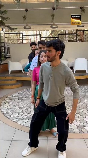 3.4M views · 10K reactions | Waah, kya co-ordination hai!  #reelsonsony #reelsonsonyentertainmenttelevision #IndianIdol13 #IndianIdol | Sony Entertainment Television | Facebook