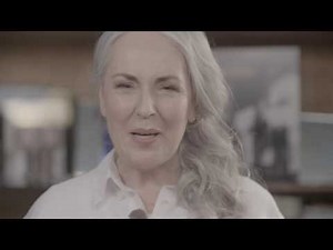 Porträt von Birgit Matzer – Visagistin und Model