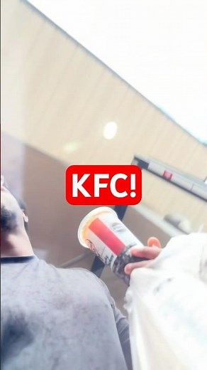 Uber eats KFC DELIVERY#kfc #kfcfriedchicken #kfcchicken #fooddelivery #ubereats #uber #uberdriver