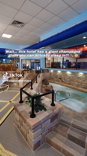 Poconos couples resort Paradise Stream Resort — romantic bucket list stay