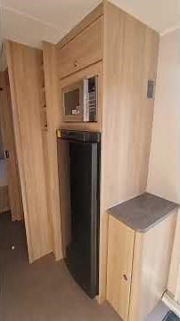 This Caravan Has SO Much Space! 🤯 | Elddis Avante 860 Tour