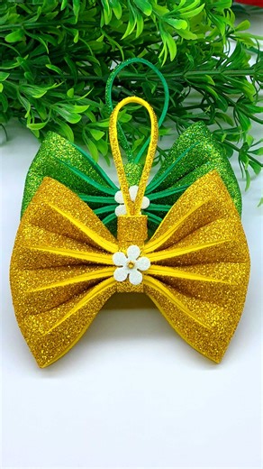 104K views · 1.5K reactions | In this video, you'll see step-by-step instructions to make your own Christmas paper bow at home. It’s budget-friendly, beginner-friendly, and a great holiday craft idea for 2025! #handmade #Christmas #bow | Origami Art & Crafts | Facebook