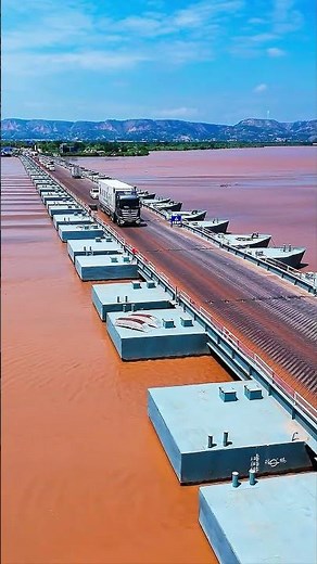 Floating Bridge 🌊 | A 500m Engineering Marvel That Adjusts with Water!