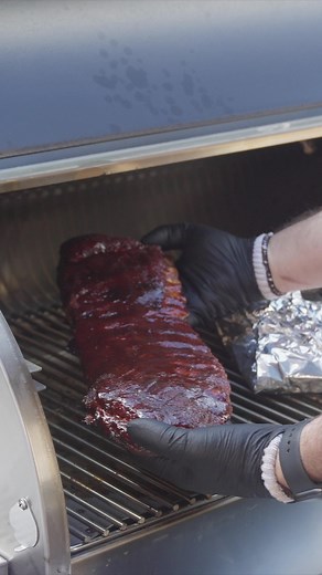 80K views · 461 reactions | How do we get ready for the big game? One way is that we whip up BBQ legend, Johnny Trigg's Ribs to help bring home the ultimate W  | Recteq | Facebook
