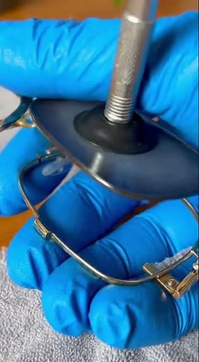 Restore Your Scratched Sunglass Lenses: Shine Bright Again! #SunglassFix #LensRestoration #ClearView