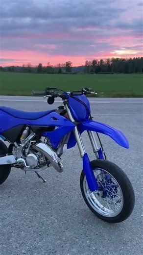 Yamaha YZ 125