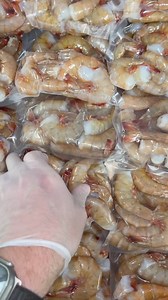 35 lbs of Fresh Shrimp shipped nationwide 🍤🔥 #shrimp #seafood #ship #packingorders #fresh #viral | Cameron's Seafood Online