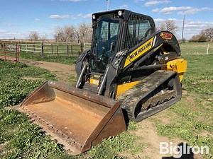 2016 New Holland C238 Compact Track Loader | Agriculture