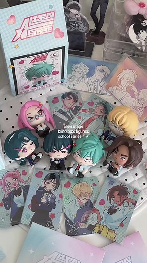 alien stage school figures `⎚⩊⎚´ -✧ definitely one of my fav alnst figure series🥹 their little blushes are adorable!