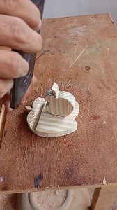 iPhone Apple logo shaped phone stand idea. #woodworkingideas #woodcraft #woodart #giftideas #homedecor #fblifestyle | Solichun Ahmad