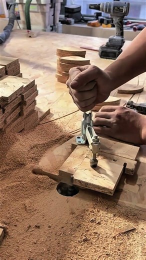 The Secret to Consistent Curved Edges: Router Table Jigs Explained