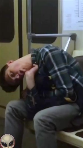 #leethian #shapeshifter #alien #ufo #fyp #paranormal