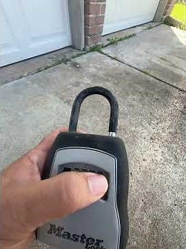 How to unlock a Master lock!#lock #masterlock #realestate #help #doorlock