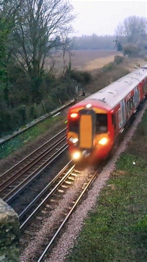 387216 'Santa Train' With 2tone At Mill Lane Bridge, Bedhampton.