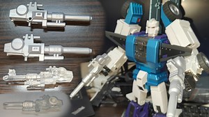 手搓FT28六面兽大枪-填补螺丝孔，本来想打造一个没有螺丝孔两侧对称的大枪，无奈最近太忙了，只能匆忙结项啦