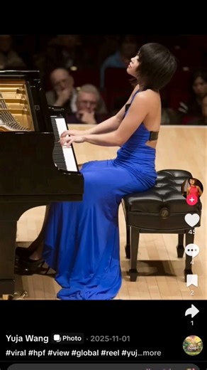 Yuja Wang *DON'T FALL OVER YOUR DRESS*😱🥺 #louboutins #virtuoso #pianst #recital #classic #symphony