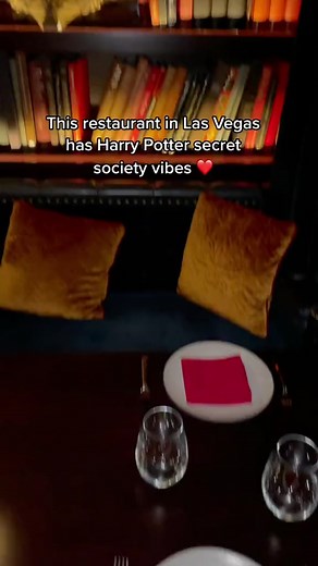 Harry Potter, vibe restaurant in Las Vegas! The is the library located at Park Imogen one of the most beautiful restaurants in Vegas