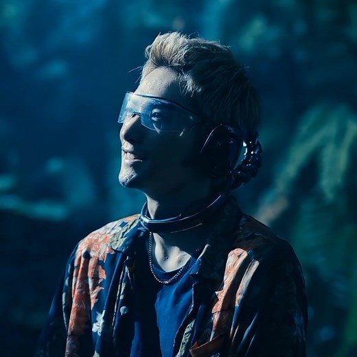Man's Last Moments Captured in Alice in Borderland Scene