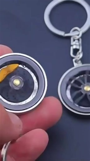 Inspired by performance wheels, featuring a smooth free-spinning design that feels addictive to flick. Built for #car lovers, speed addicts, and detail obsessives—this isn’t just a #keychain , it’s a pocket-sized piece of motorsport attitude.