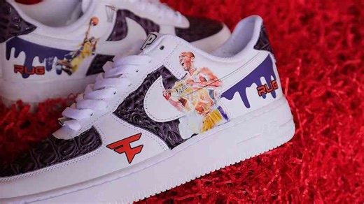 I Asked Ronaldo For a House Tour!