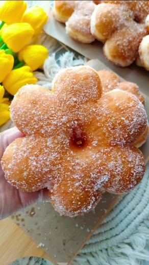 18K views · 171 reactions | Soft and fluffy Flower Donut  Full recipe link sa Comment section  #FlowerDonut #donut #lily #fyp | Liely | Facebook