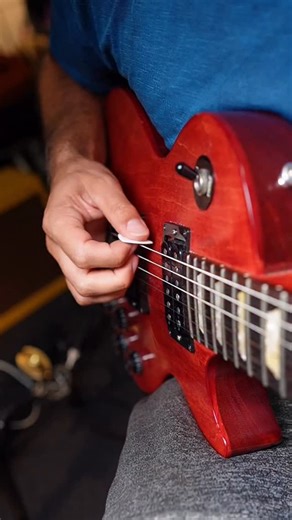 Hybrid legato is bulletproof since you can assign one finger per string! KristoferDahl.com 🔥 #fusionguitar #hybridpicking #legato | GMC Guitar Lessons