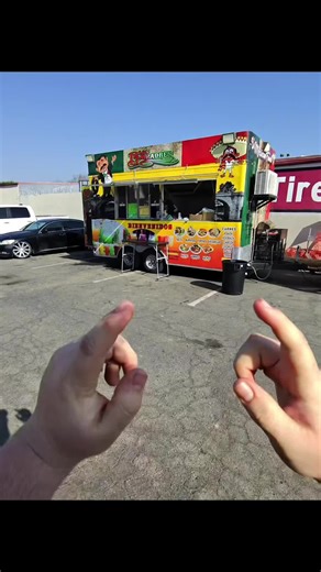 📍5092 w Shaw Ave #Fresno #raybanmeta ##hotcheetosburrito##Ceviche##viralfood @@tacosloscompadres559