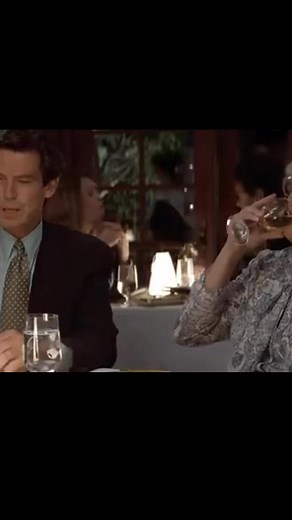 MRS. DOUBTFIRE (1993) - FULL DINNER SCENE | Oldfilm