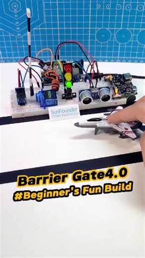 SunFounder Maker Education on Instagram: "Beginner Arduino Project: Smart Traffic Light System#Arduino #ArduinoProject #ArduinoTutorial #ArduinoUno #stem"