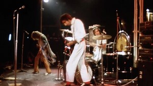The Who - Magic Bus - Live At Leeds ============>>> Soory Dudes -> F4c3b00k Bl00ck part of audio :( ...................................................................................... O áudio foi removido de 7 minutos e 30 segundos do seu vídeo. Reproduza o vídeo acima para visualizar a versão parcialmente silenciada. A seguinte música foi detectada no seu vídeo: ...................................................................................... "Magic Bus (Live At Leeds)" de The Who .....