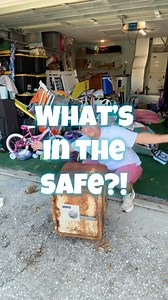 26K views · 9.2K reactions | What’s in the safe!? Stage 1 #restoration #cleantok #whatsinthesafe | Joey Foo | Facebook