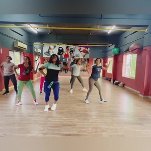 #zumbaworld #zumbaclass #zumbafitness® #zumbalife #zumbadance #zinlife #zumbabeto #zincommunity #zumbainstructor #zumbalove. #zumba #zumbafitness #wemovetheworld #zinlife #zumbainstructor #dancefitness #zin #zumbawear #livestream #keepdancing.#magdalena | Harry's Life Style Studio