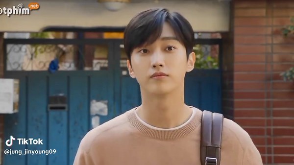 Jinyoung and Jung Chae-yeon Slow-Mo Edits | Handsome Actor Highlights