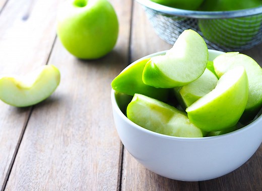 Dangerous Side Effects of Eating Too Many Apples, According to Science