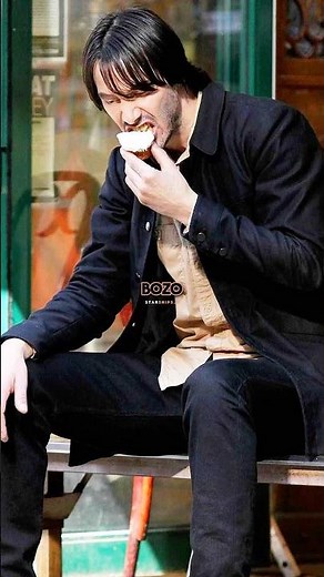 Zach Galifianakis Interviews Keanu Reeves On Between Two Ferns Show