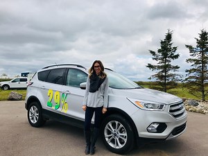 4K views · 12 reactions | Check out this BEAUTIFUL, 2017 SE Escape 4x4!! 朗 ⭐ONLY $198 bi-weekly! ⭐42,168KM! ⭐Certified exclusive 2.9% interest rate! ⭐Remote start! ⭐SYNC3 Connect! ⭐Heated Seats! ⭐Twin panel moonroof! ⭐Reverse Camera! ⭐ONLY $26,625.00! Call ☎️ 780-826-3278. TEXT  us at 780-545-7087. Or drop us a private message!  | Ducharme Motors | Facebook