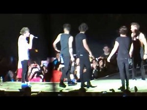 One Direction Twitter questions Mexico City 9-June-2013