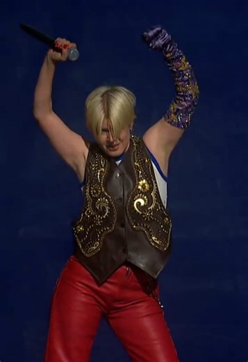 Robyn's Captivating Performance: A Must-See Experience