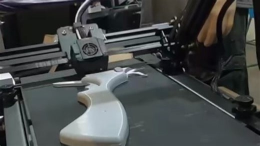 IdeaFormer IR3 V2 无限Z轴钢带传送式3D打印机高精度高速打印自动调平批量生产大尺寸长模型