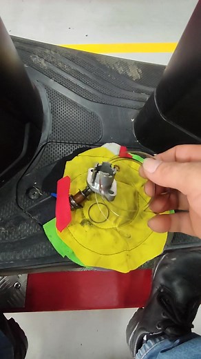 Proper position to install lifter tensioner assy #starseverywherefbreelsvideo #allfollowers #motorcycle #mechanic #infomative #motorcyclerepair #StarsEverywhere #tutorialvideo #MotorcycleMaintenance #mechaniclife Part 9 | Alberto Mantong Alabar