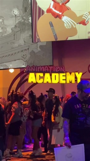 🎨🖌️ Don’t walk right past the Animation Academy in Disneys California Adventure! You get to learn how to draw different characters from Disney animator’s! This time we did a new character from the Disney movie Hoppers coming out this week! 🎨🖌️ #disney #californiaadventure #animationacademy #animation #disneyparks