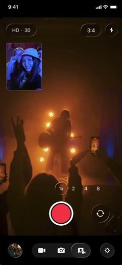 Find a App captures vertical and horizontal video at the same time